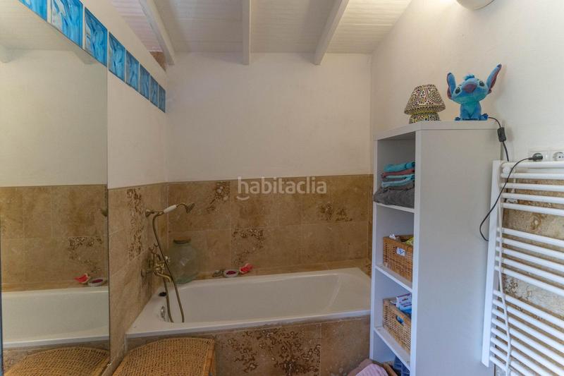 Foto 62bff3e2-5ca3-4a3b-8870-ee0365cd1e50. Chalet with parking in Centro Alhaurín el Grande