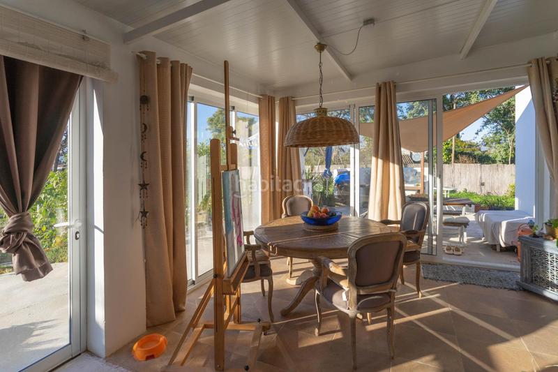 Foto b9deddc8-9889-4f9d-a506-8766b2688eef. Chalet with parking in Centro Alhaurín el Grande