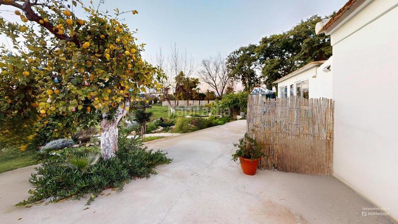 Foto e3320d94-c6a3-4d34-9a69-83c8bff2fee6. Chalet with parking in Centro Alhaurín el Grande