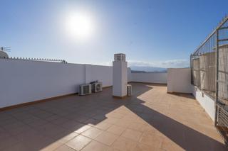 Rent Penthouse in Centro. Ático con dos terrazas