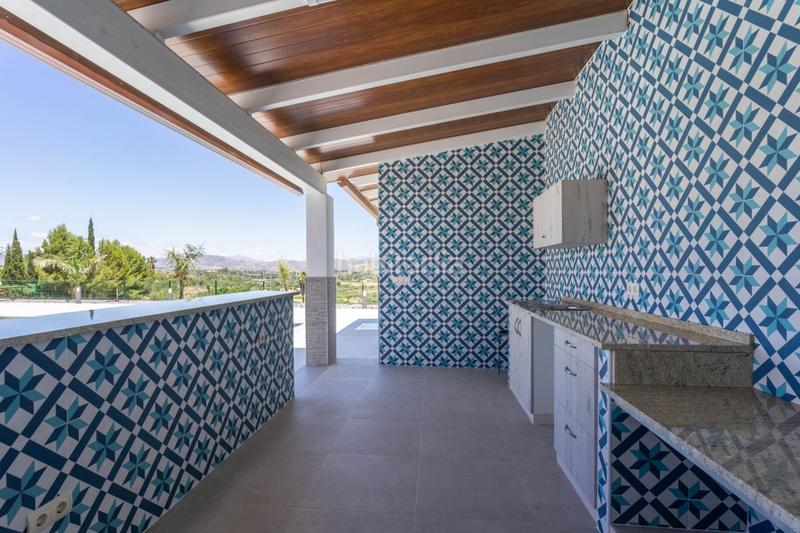 Foto 1be448cf-3918-4c15-8766-0fab395580f0. Chalet avec parking dans Centro Alhaurín el Grande