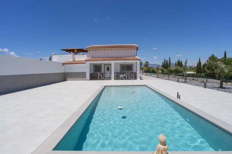 Foto 8e6a9049-75b1-4672-b39a-554bd998b983. Chalet avec parking dans Centro Alhaurín el Grande