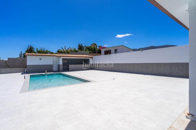 Foto f3f0efd7-360c-45bb-b01d-66c2cd82deb2. Chalet avec parking dans Centro Alhaurín el Grande