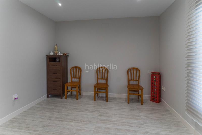 Foto fcac5673-10a7-4e43-a929-9b0e1d5f9814. Chalet avec parking dans Centro Alhaurín el Grande