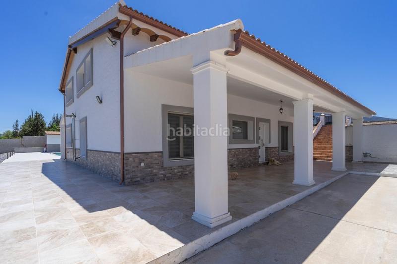 Foto fd088482-96ac-4294-8d67-7b4e7f60eabf. Chalet avec parking dans Centro Alhaurín el Grande