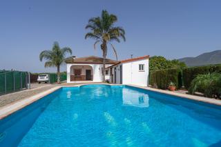 Miete Chalet in Centro. Chalet con piscina grande, barbacoa y lavadero en zona rodeada d