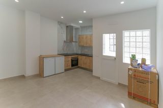 Rent Flat in Centro. Apartamento muy nuevo cerca del centro