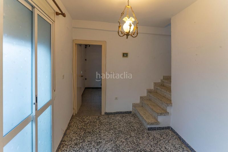 Foto 27a8fa9d-b936-4de6-9e9b-dbf167ec1551. Casa adossada a Coín
