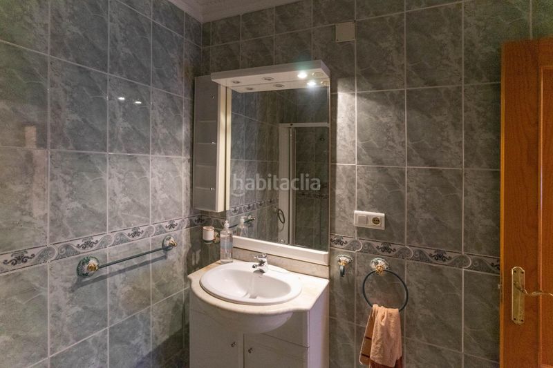 Foto 2f3bfbf8-a462-4c58-ab57-68dcdd526c16. Casa adossada a Coín