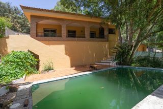 Xalet a Alhaurín Golf. Chalet con piscina y barbacoa en entorno privilegiado