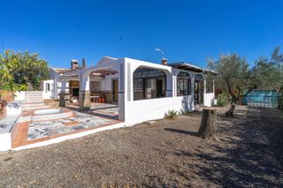 Location Chalet à Carretera cartama s/n. Chalet con piscina, garaje y barbacoa en alhaurín el grande