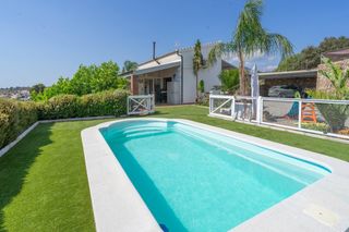 Location Chalet à Coín. Chalet en alquiler en coín con piscina y vistas espectaculares