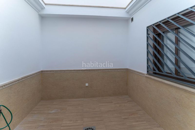 Foto e24c805d-5899-4a4e-890e-c551929629ba. Alquiler piso apartamento con patio en Centro Alhaurín el Grande