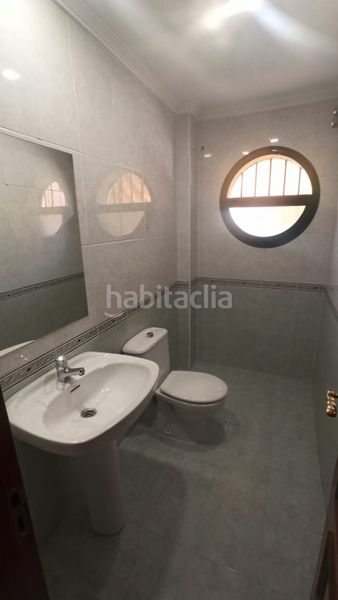 Foto 4eb0f8e6-93d4-40ea-902d-a10fdd92f799. Rent towny house with parking pool in Capellanía - Retamar Alhaurín de la Torre