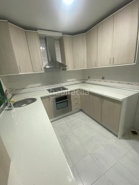 Foto bd682d9a-6b9a-4bd4-ad52-70fd92e3296e. Rent towny house with parking pool in Capellanía - Retamar Alhaurín de la Torre
