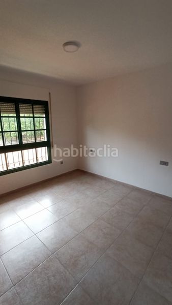 Foto fbcab06c-a166-4def-a9f9-6998840496a8. Rent towny house with parking pool in Capellanía - Retamar Alhaurín de la Torre