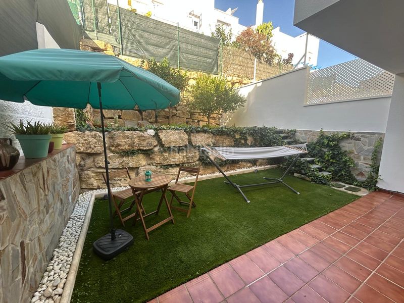 Foto 81b915a0-9e4a-4599-b3c9-7cba7be51294. Casa adossada amb aparcament piscina a El Pinar- Palacio de Congresos Torremolinos