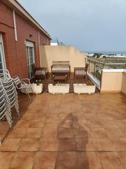 Dachwohnung in El Parador de las Hortichuelas. Tu refugio en las alturas! ático con terraza y barbacoa en el pa