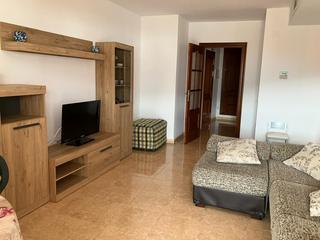 Affitto Piccolo appartamento in Aguadulce Sur. Apartamento de septiembre a junio frente al instituto