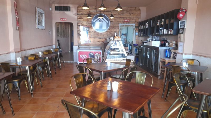 Foto f7a608cb-01dc-4fe6-b9d1-e6b27d28705d. Local comercial a Mojácar playa - las ventanicas - la paratá Mojácar