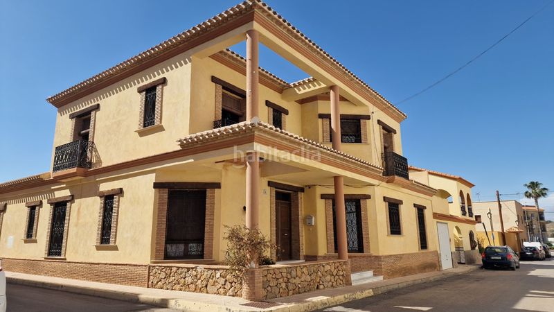 Foto 27405d7e-18a1-4935-b7f3-a9e8e2a34863. Casa a Turre