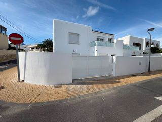 Haus in El Palmeral. Ven 2291
