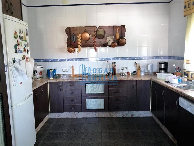 Foto 5ed701f2-6302-41bb-8b07-3e54272bff51. Casa fantástico chalet independiente de 2 plantas en Aljaraque