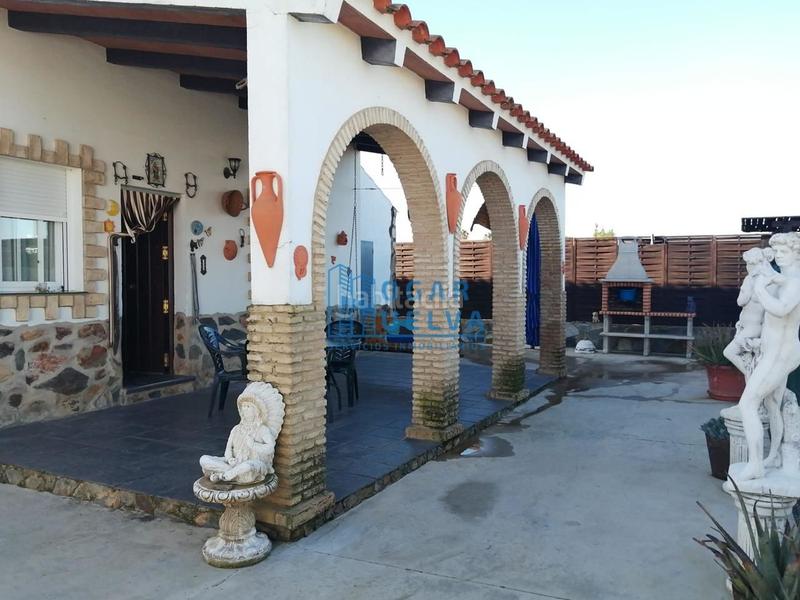 Foto 6d75e642-d672-4941-b5c4-046c2a4e989a. Casa fantástico chalet independiente de 2 plantas en Aljaraque
