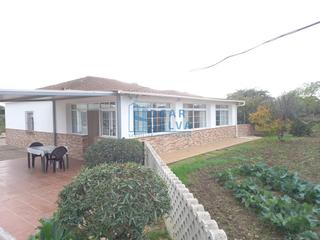 Casa  Los becerros. Casa campo con piscina