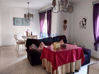 Appartement à Gibraleón. Bonito piso de vpo