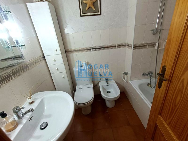 Foto 19f83eb5-cc56-4eca-a954-49f13f0d265c. Casa a schiera con riscaldamento parcheggio in Punta Umbría