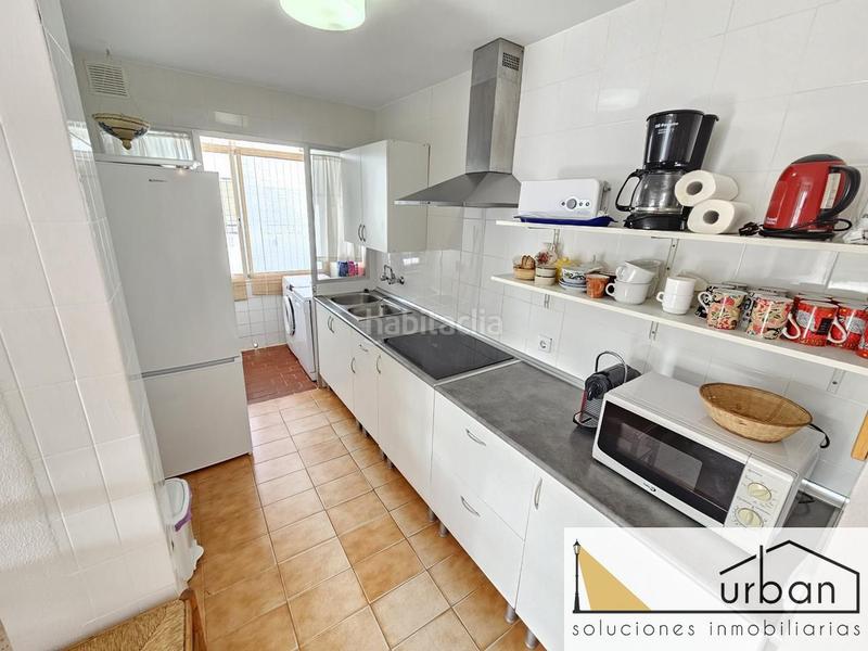 Foto 78469d5a-25d7-4660-a3db-01a50d4f75f0. Piso ático, vistas al mar con aparcamiento en Playa de la Regla Chipiona