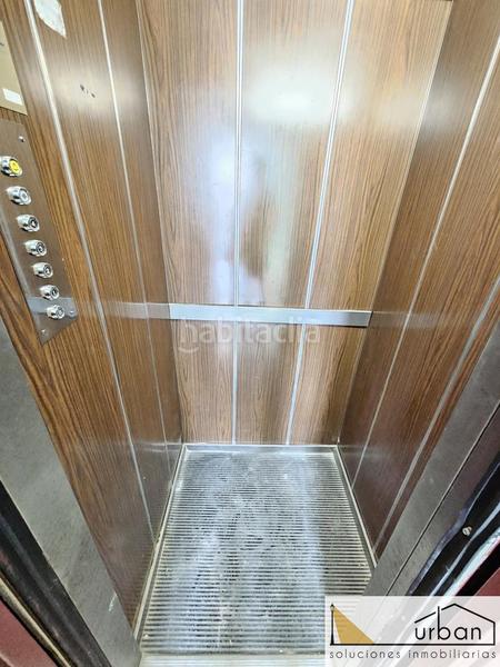 Foto e487c798-604d-4b30-b593-79736ac0a65d. Piso ático, vistas al mar con aparcamiento en Playa de la Regla Chipiona