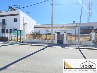 Haus  Avenida de la estación. Casa independiente