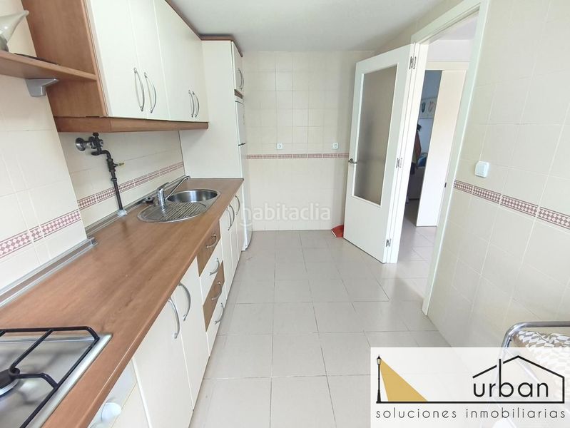 Foto c5e16f13-91eb-4947-be4b-aad5d5d37dd1. Planta baixa amb aparcament piscina a Costa Ballena - Largo norte Rota