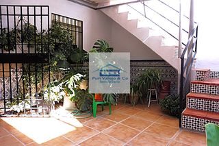 Casa a El Higuerón. Oportunidad. casa en una planta, con garaje y jardín anejo en ca