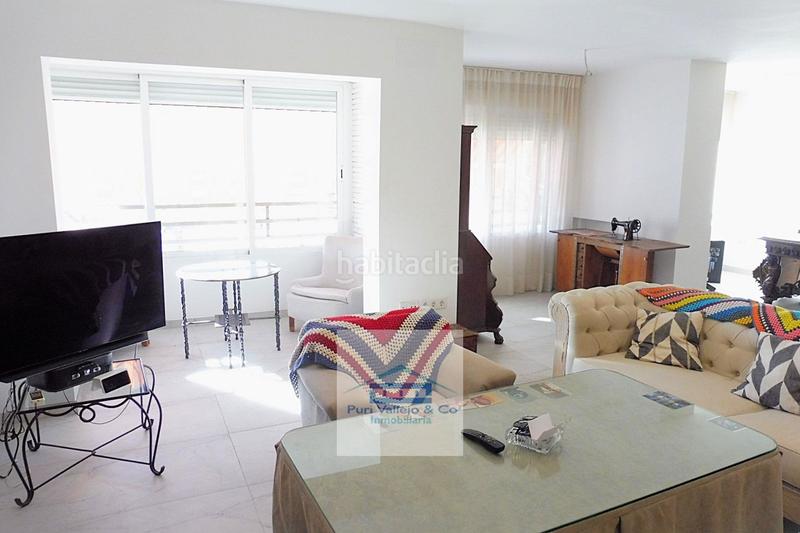 Foto 020d92a5-b964-466d-b7f0-f2bcc369f398. Piso fantástico piso totalmente reformado en pleno Centro. en Córdoba