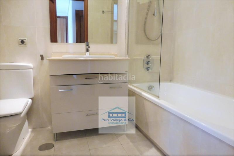 Foto 5d262666-dcbd-4072-9bbf-82ed8013aaed. Location appartement avec parking dans Santa Rosa - Valdeolleros Córdoba