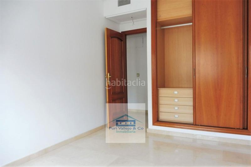Foto b16ee38a-3819-4419-a5b7-823af88cec43. Location appartement avec parking dans Santa Rosa - Valdeolleros Córdoba