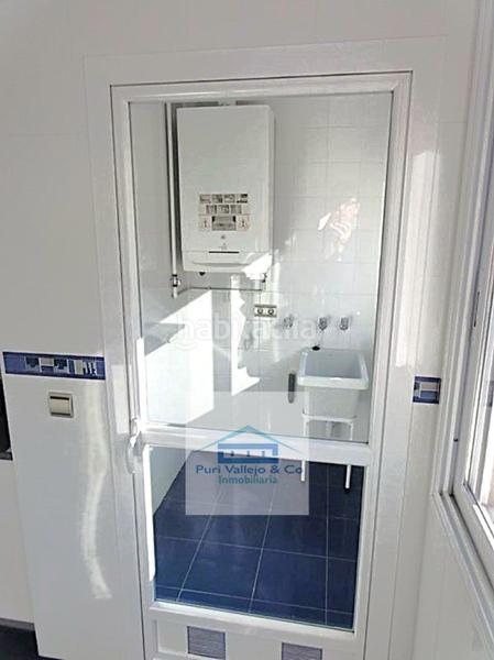 Foto d8c790bb-8679-4ce8-bb9b-3a7dfd325517. Location appartement avec parking dans Santa Rosa - Valdeolleros Córdoba