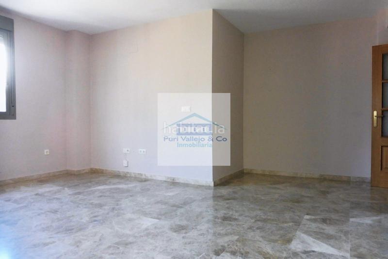 Foto 1a04d565-3e1d-47ad-a32a-9f5a65545e4a. Location appartement avec chauffage parking piscine dans Córdoba