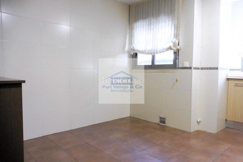 Foto 5ecb76db-e98b-4fab-ba8a-e0a4efa31d9c. Location appartement avec chauffage parking piscine dans Córdoba