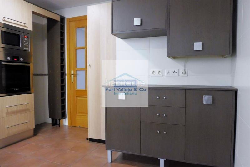 Foto 6a8caa0a-744b-450e-855c-55fd4f67d9ef. Location appartement avec chauffage parking piscine dans Córdoba