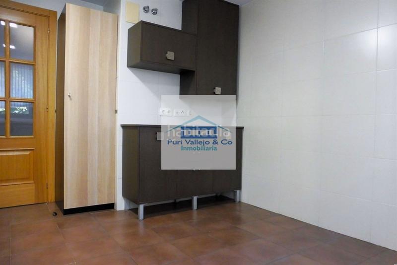 Foto ae33a1a2-15c5-45f1-a829-bfd23df692b1. Location appartement avec chauffage parking piscine dans Córdoba