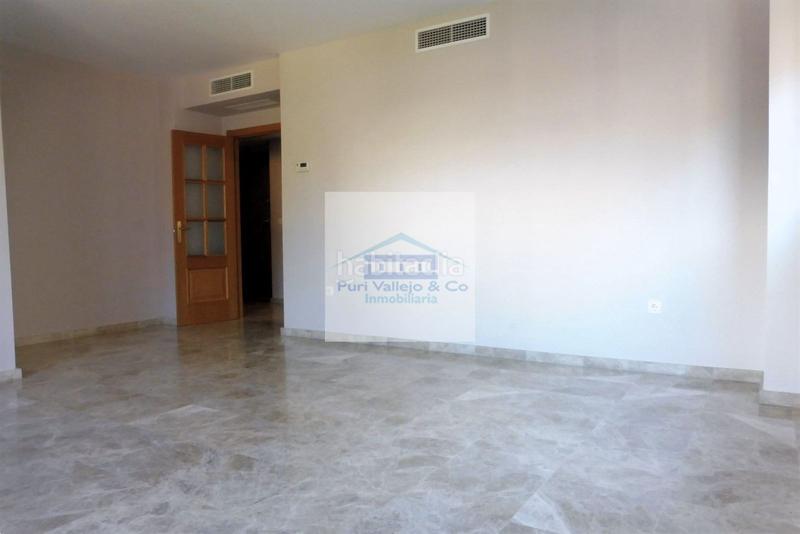 Foto df299575-4b08-436f-8fa3-6d3e12b252d0. Location appartement avec chauffage parking piscine dans Córdoba