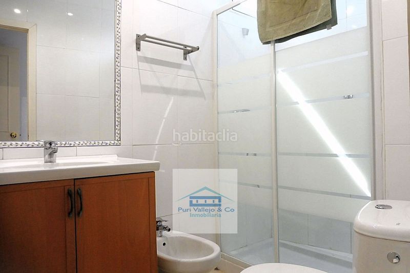 Foto c40e7557-6956-4880-9ad5-4db15d3c89d9. Pis amb aparcament a Centro Córdoba