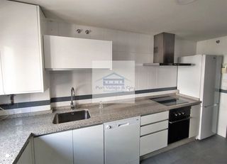 Rent Flat in Centro. Alquiler sin muebles.