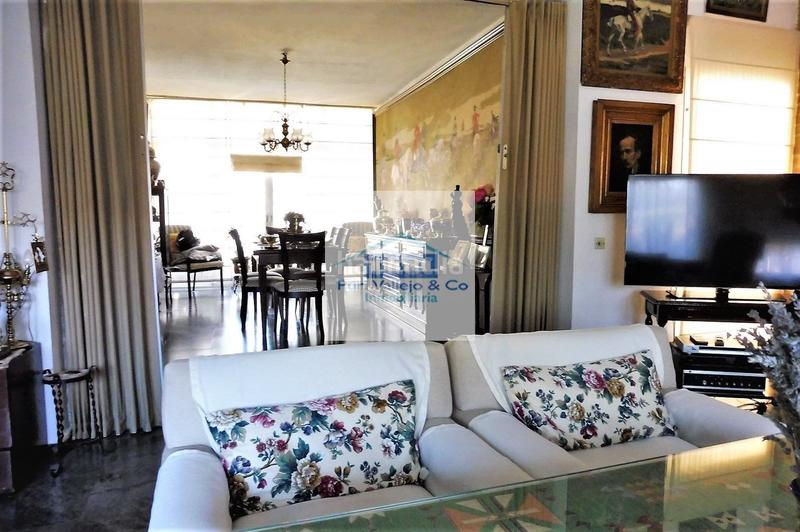 Foto c0bf0ed7-bebe-4550-a4f2-792821f095d9. Chalet avec chauffage parking piscine dans El Brillante -El Naranjo - El Tablero Córdoba