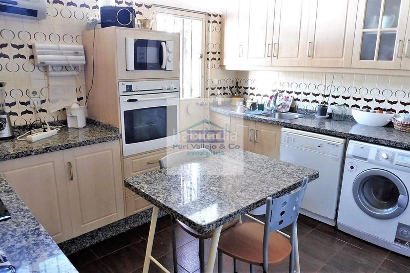 Foto f27f0c05-75cb-4c1b-bee6-eac1244541c0. Chalet avec chauffage parking piscine dans El Brillante -El Naranjo - El Tablero Córdoba