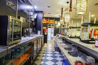 Local Comercial en Las Tres Cruces. Descubre tu próximo negocio en este encantador bar de tapas !ubi
